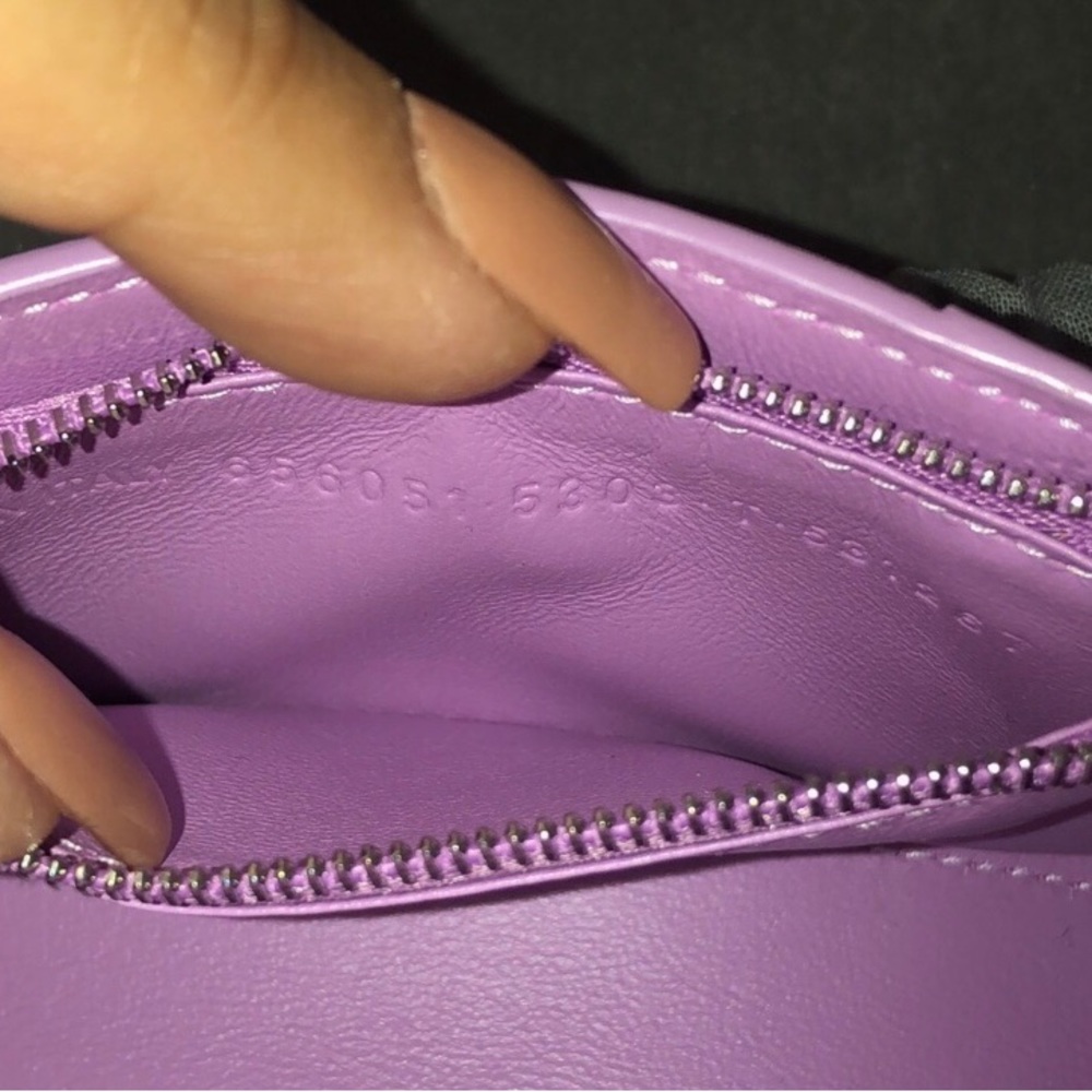 BALENCIAGA
Balenciaga Pink Hourglass Card Holder - Picture 6 of 7